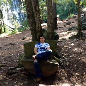 Meet your Posher, Juan luis